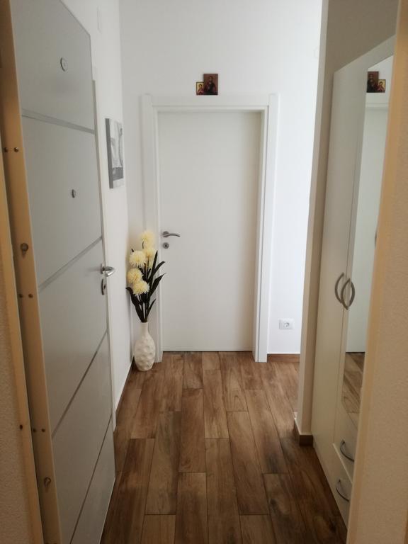 Apartment Victoria Dobra Voda Exterior photo